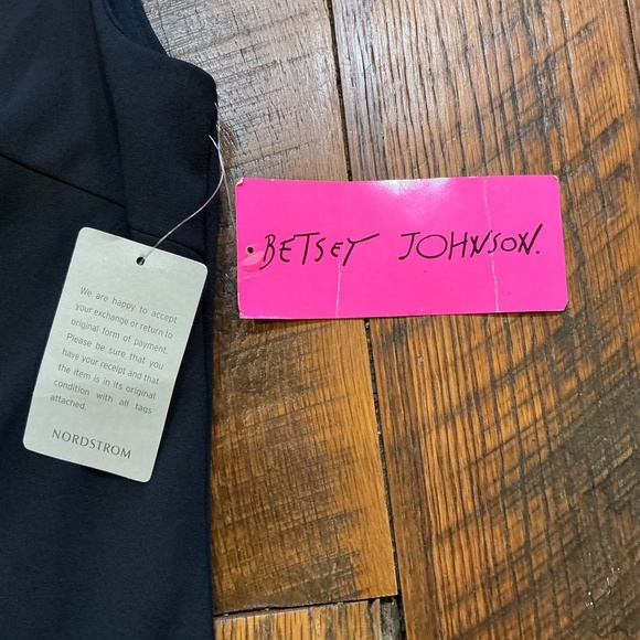 Betsey Johnson Flutter-Sleeve Fit & Flare Dress Navy Blue Size 8 NWT - Picture 7 of 7